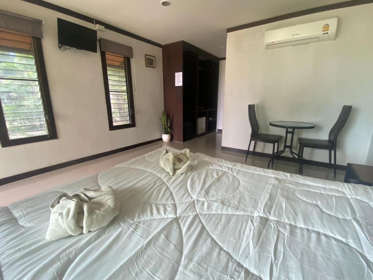 Phangan Chalet Bungalow & House Ban Chalok Lam Esterno foto